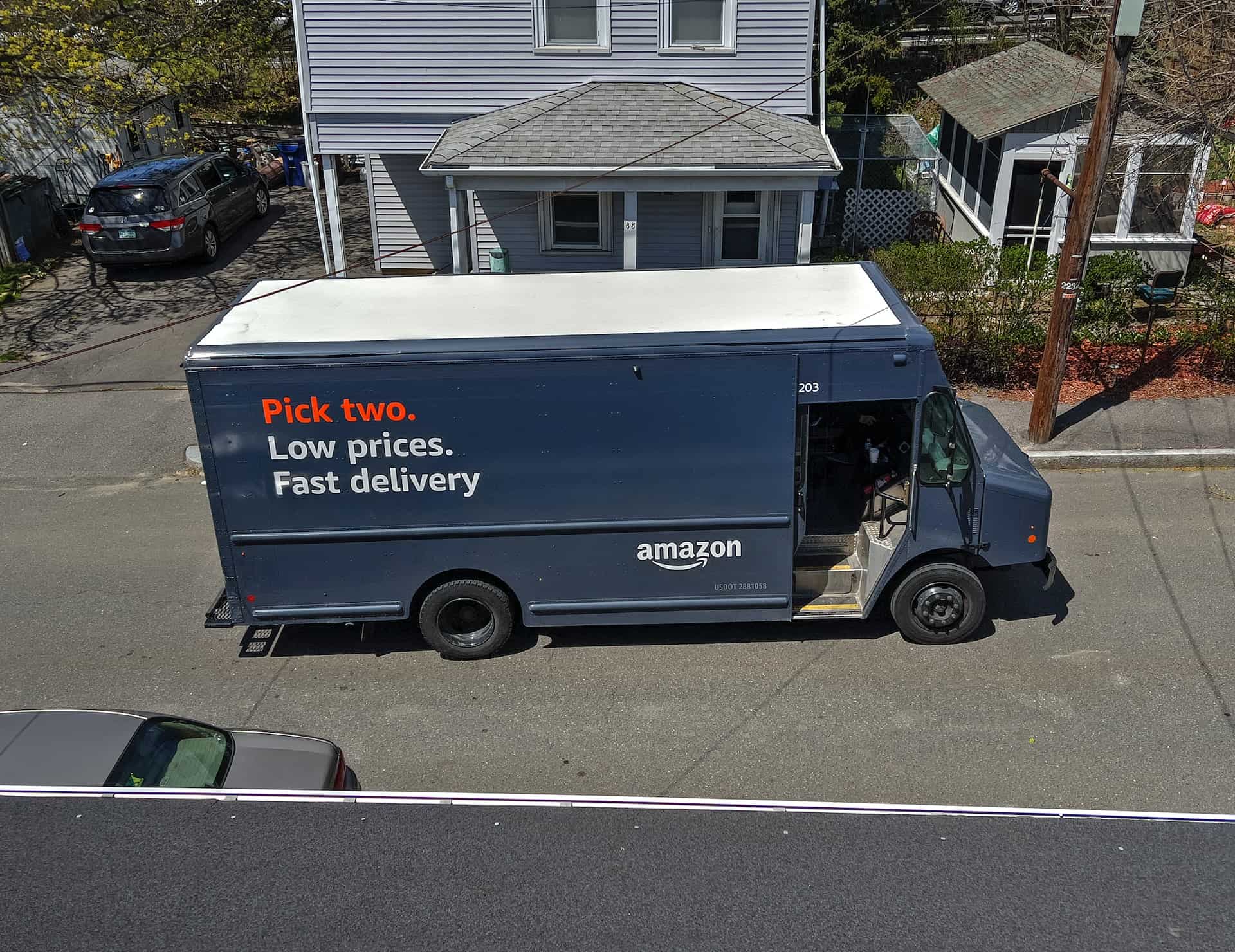 Amazon Wholesaling in 2023: A Comprehensive Guide featured image