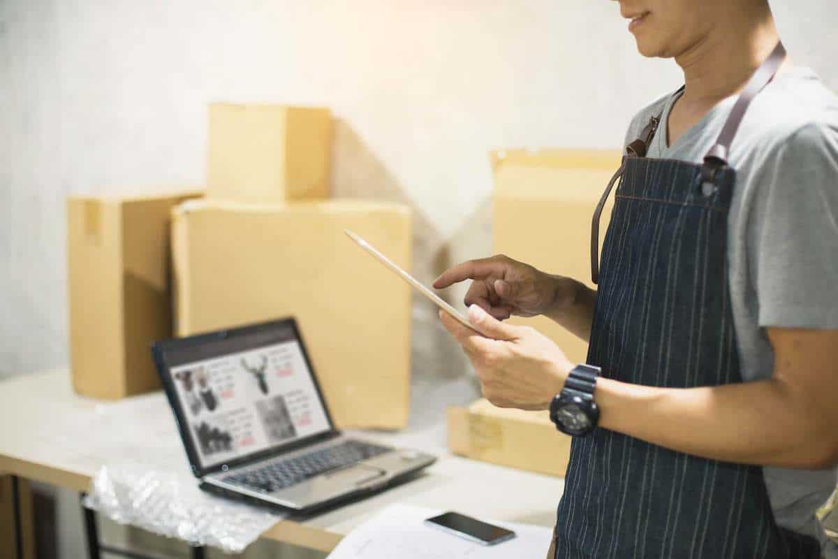 Keeping Pace in Retail with Online Inventory Management featured image